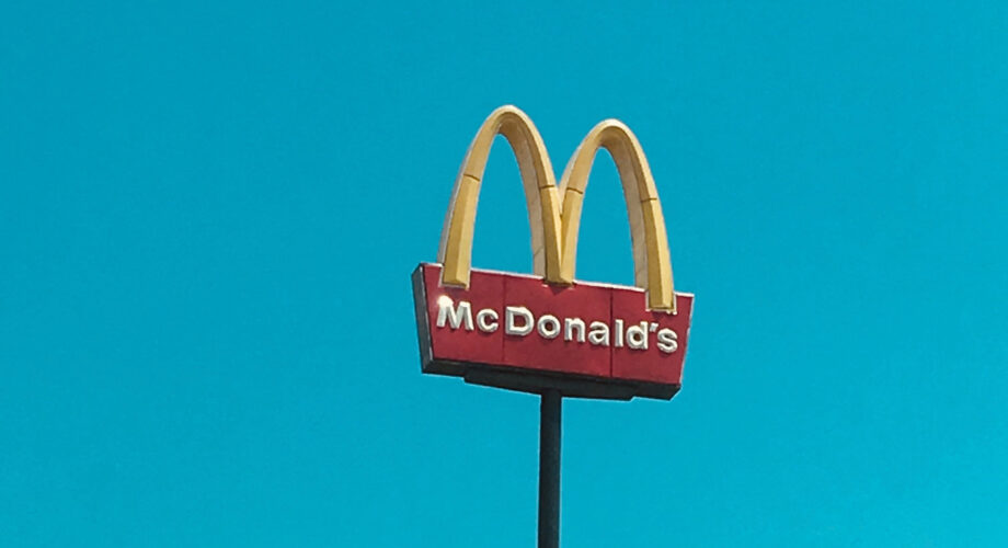 Mcdonalds-golden-arches-Fast-Food-breakfast-and-leaky-gut